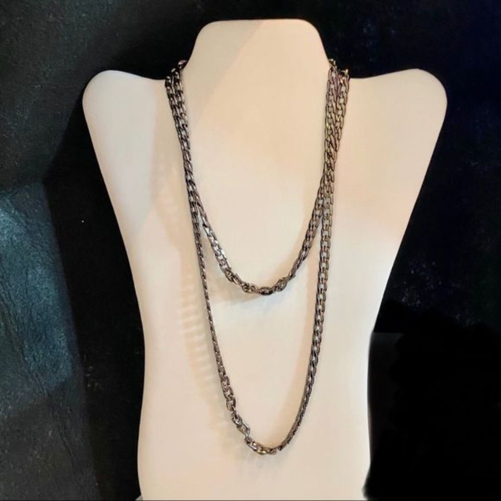 Long gunmetal grey large link necklace